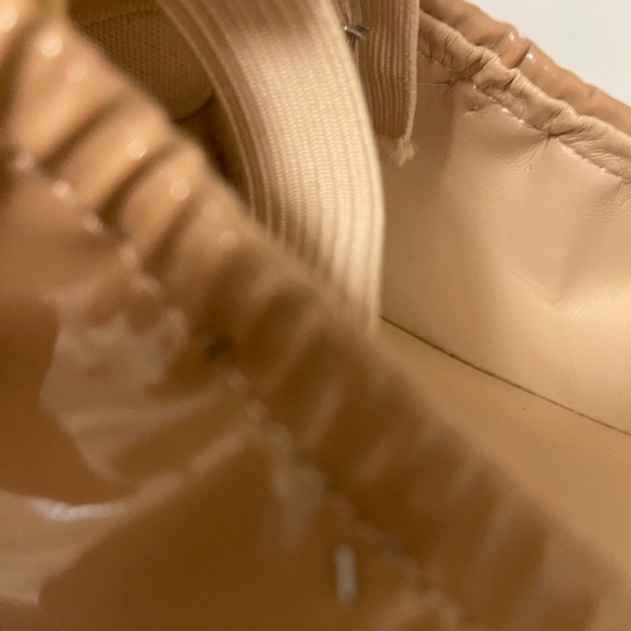 Vince Camuto buff patent Velnya ballet flat size 6.5 women’s - Picture 3 of 5